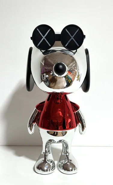 Snoopy with Sunglasses Sculpture - view 2